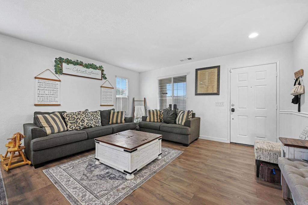 Oceanside, CA 92057,210 Franciscan WAY