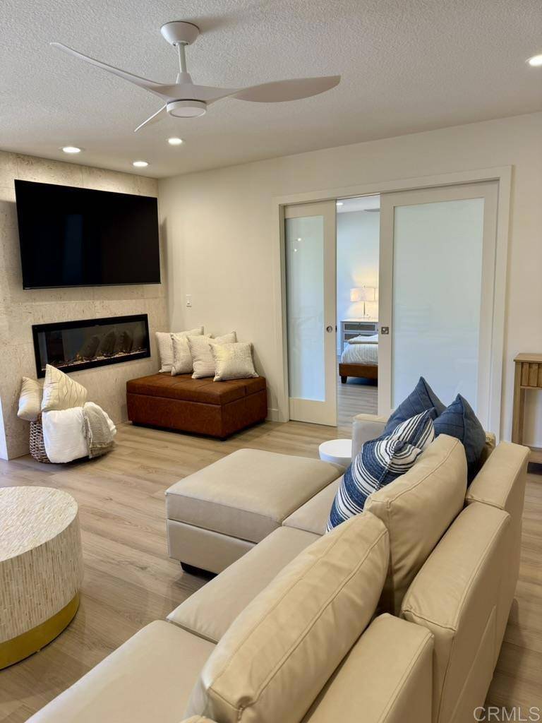 Del Mar, CA 92014,1562 Camino Del Mar #635