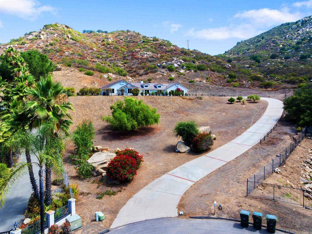 Escondido, CA 92026,11592 Kaywood