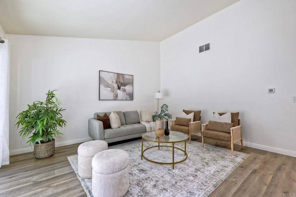 San Marcos, CA 92069,232 Cerco Rosado