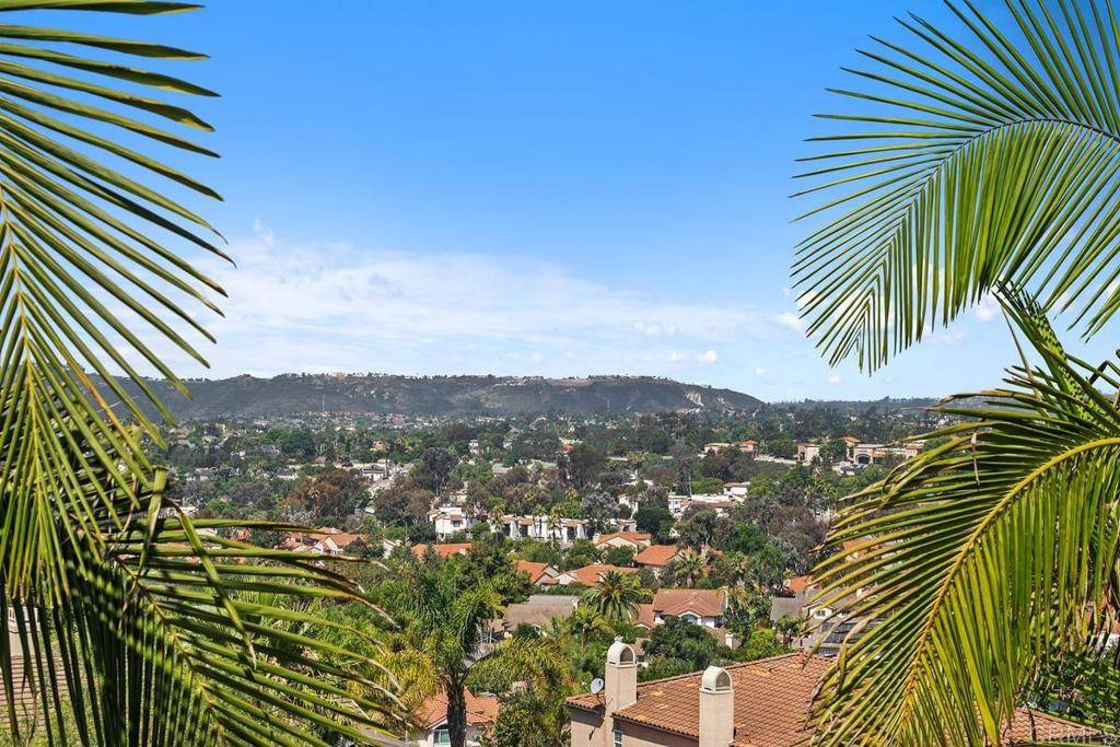 Carlsbad, CA 92009,7661 Sitio Algodon