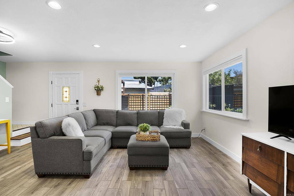 Oceanside, CA 92056,4091 Galbar ST