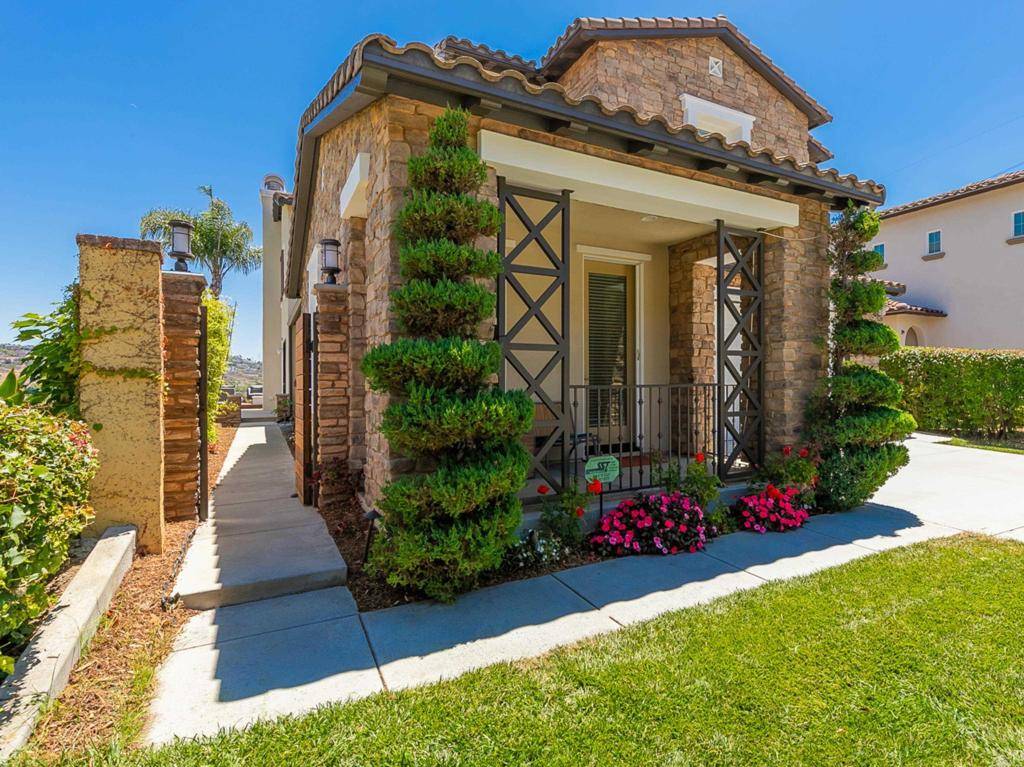 Carlsbad, CA 92009,1947 Marcasite Pl