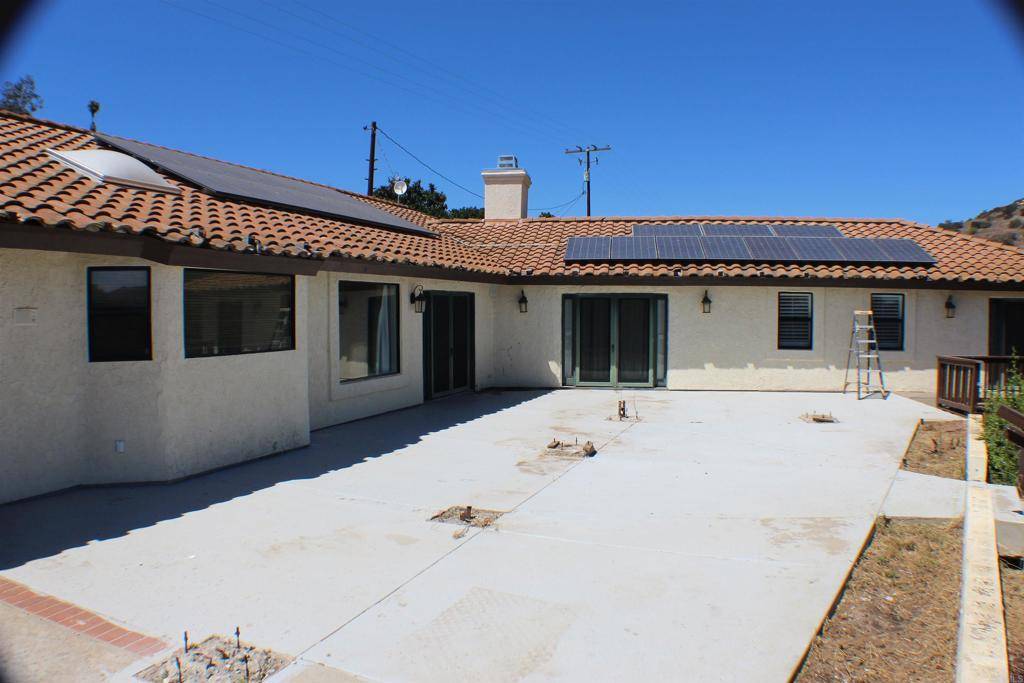 Valley Center, CA 92082,33140 Lilac RD