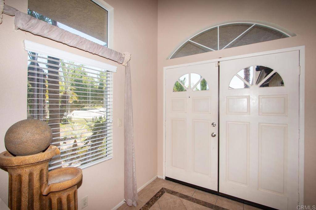 Oceanside, CA 92057,838 Mosaic Circle