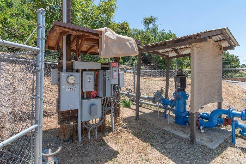 Escondido, CA 92027,3137 E Valley Pkwy