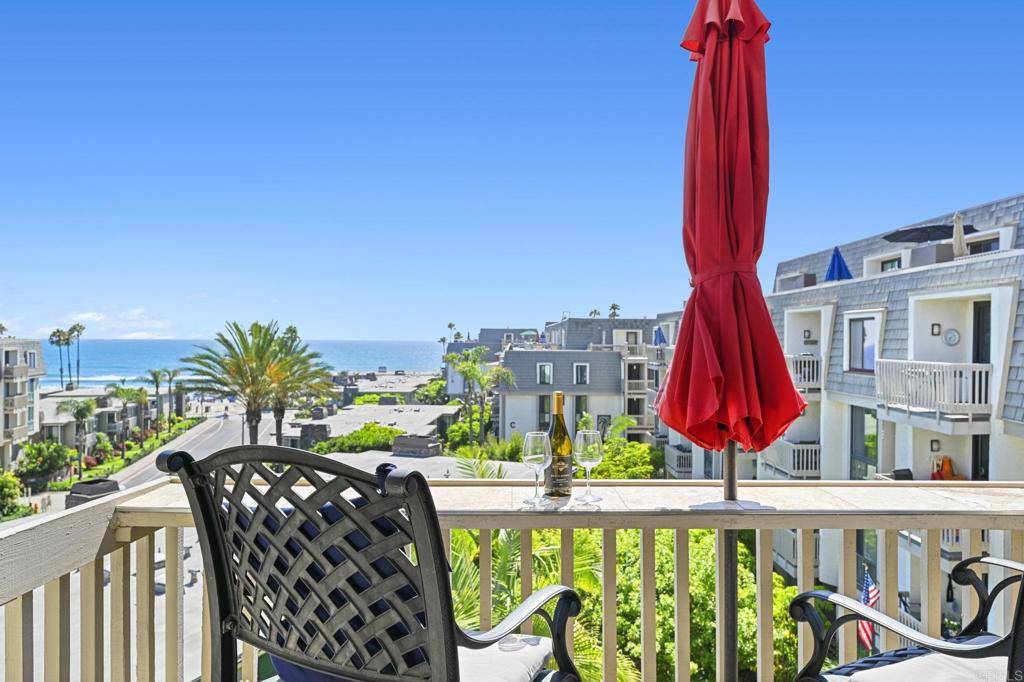 Oceanside, CA 92054,999 N Pacific St #B305