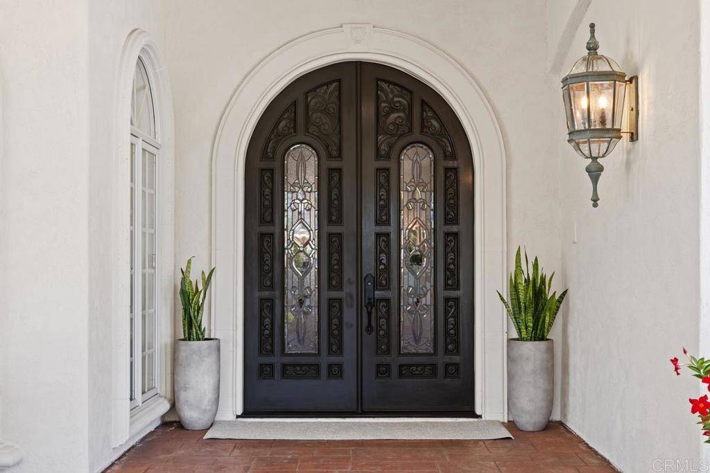 Rancho Santa Fe, CA 92067,6852 Via Del Charro