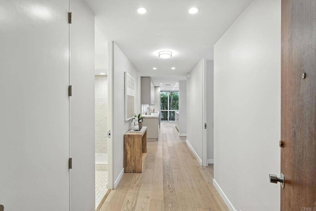La Jolla, CA 92037,800 PROSPECT ST #1F