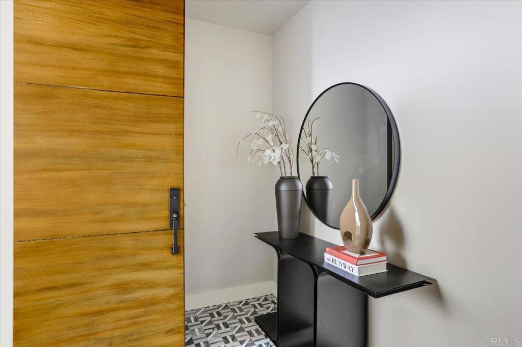 Carlsbad, CA 92008,2677 State ST #301