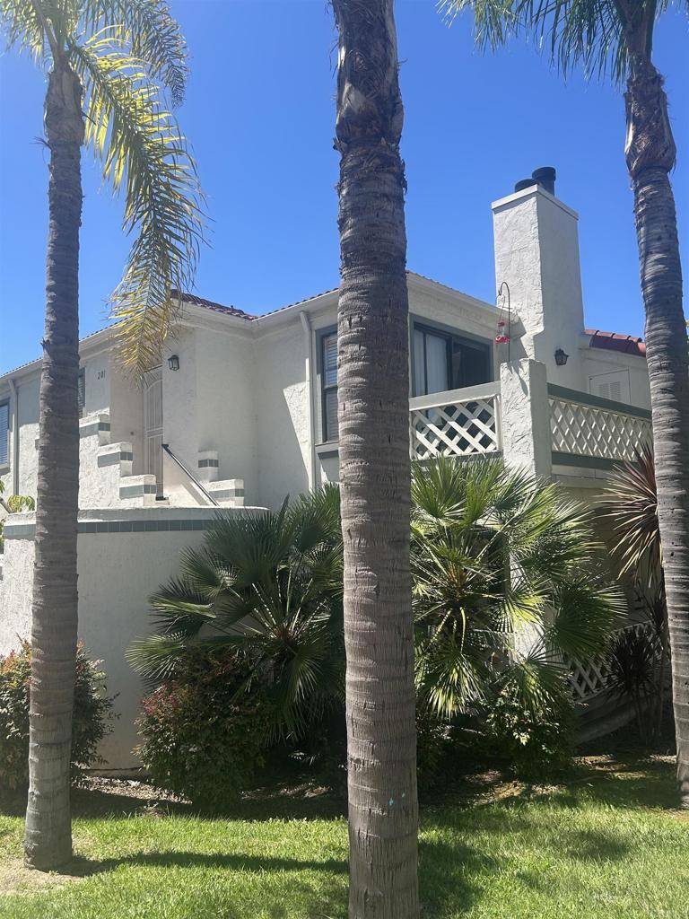 San Diego, CA 92129,13222 Salmon River RD #201