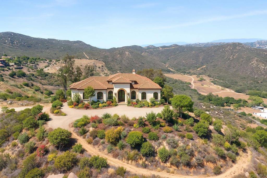 San Marcos, CA 92069,3020 22 Joni LN