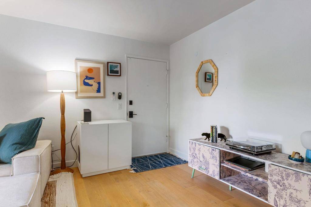 Encinitas, CA 92024,155 Rosebay DR #29