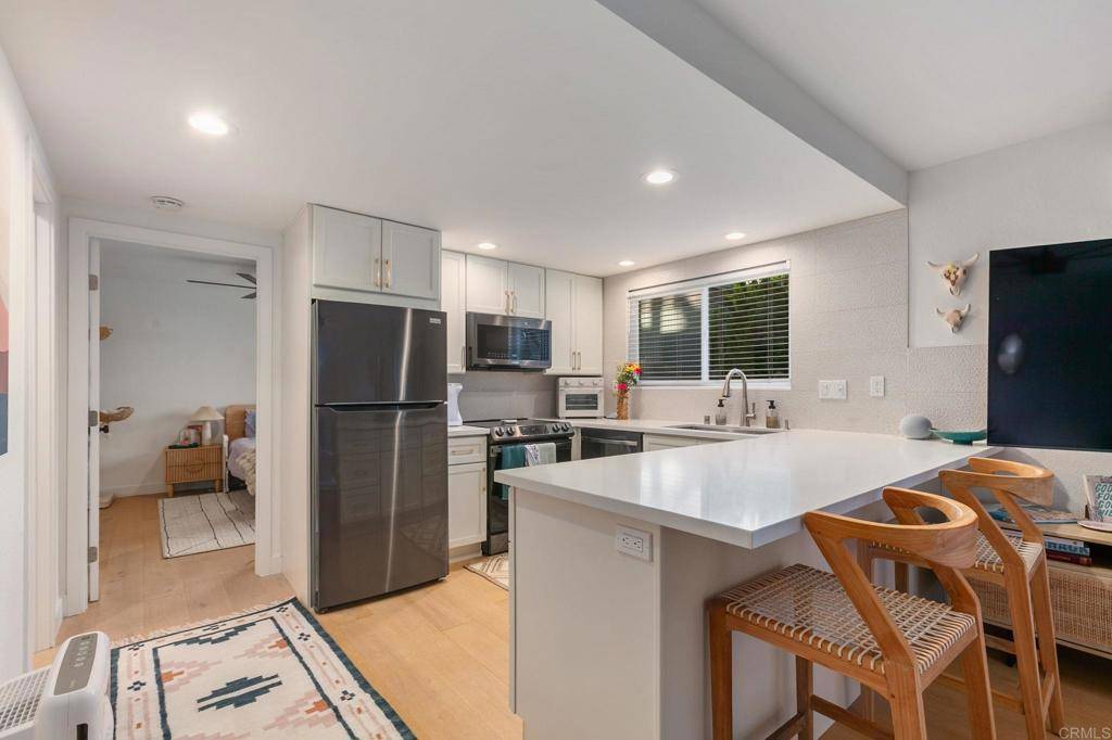 Encinitas, CA 92024,155 Rosebay DR #29
