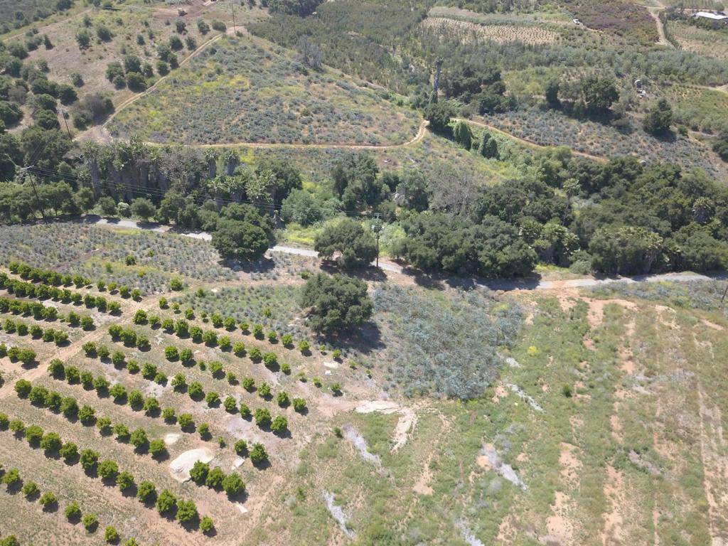 Valley Center, CA 92082,9389 Covey LN