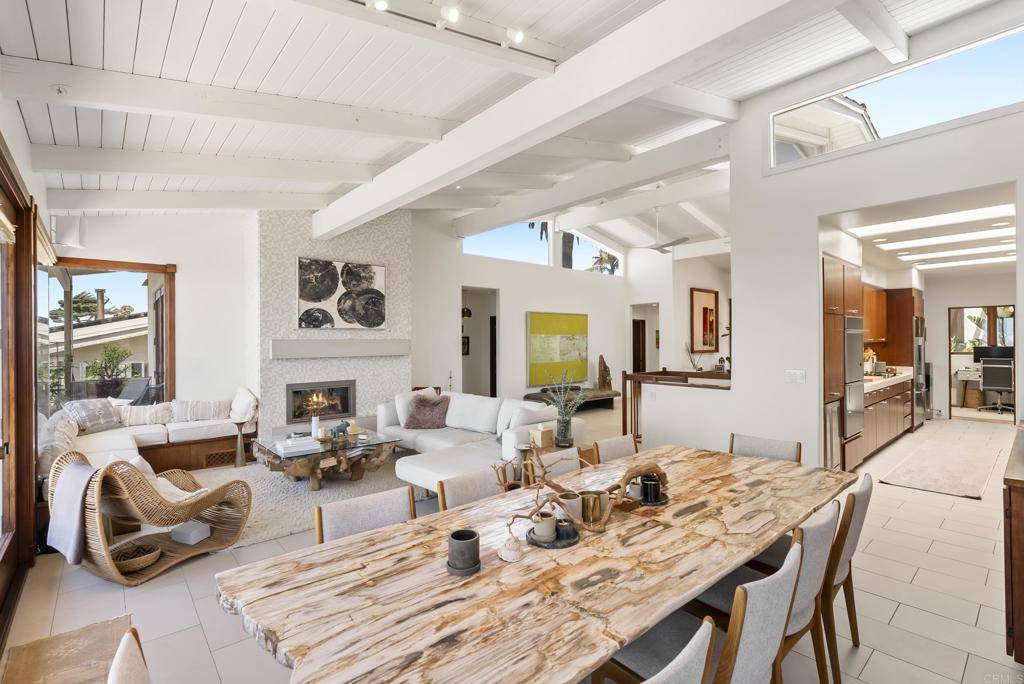 Encinitas, CA 92024,1370 Neptune AVE
