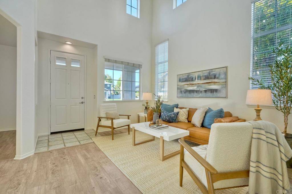 Carlsbad, CA 92011,1083 Beacon Bay DR