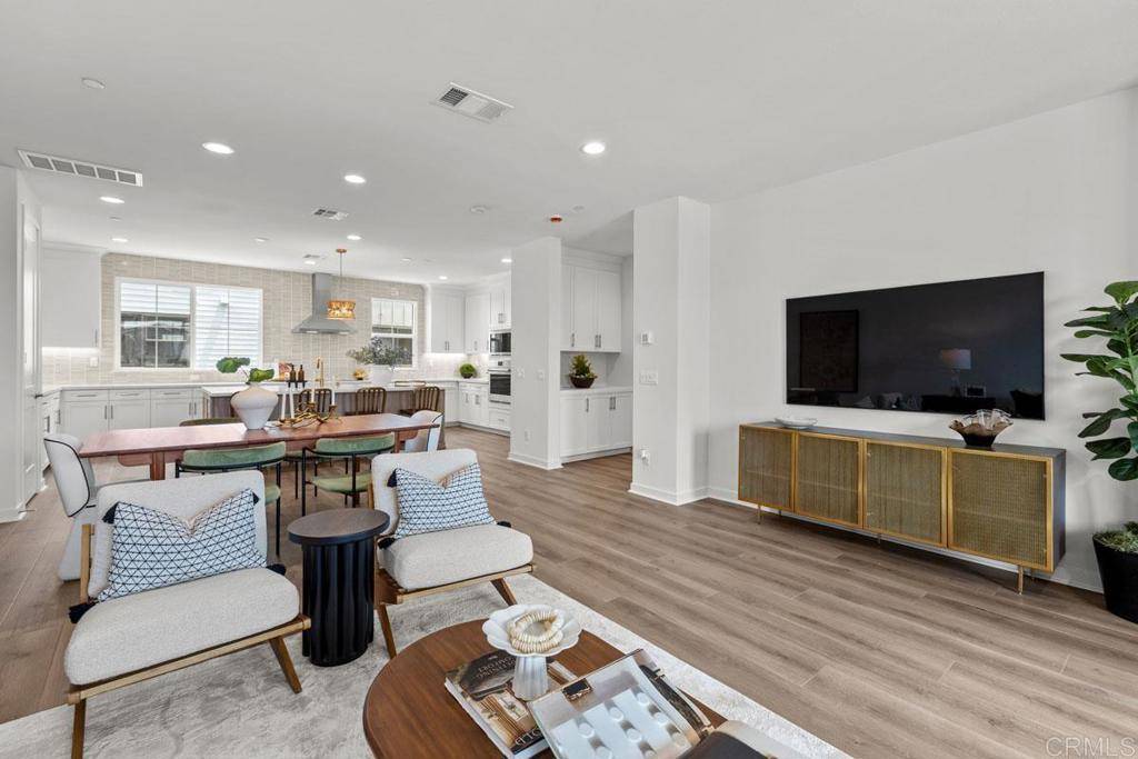 Carlsbad, CA 92008,2555 Elderberry LN