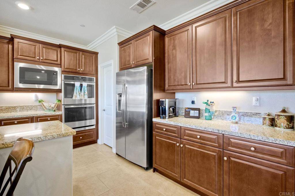 Temecula, CA 92592,33802 Edge LN