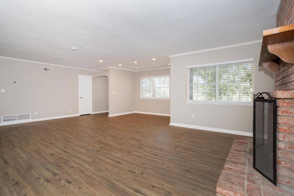 Lakeside, CA 92040,9253 Westhill RD