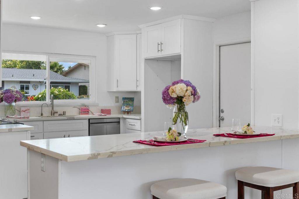 San Marcos, CA 92078,1626 La Tierra Lane