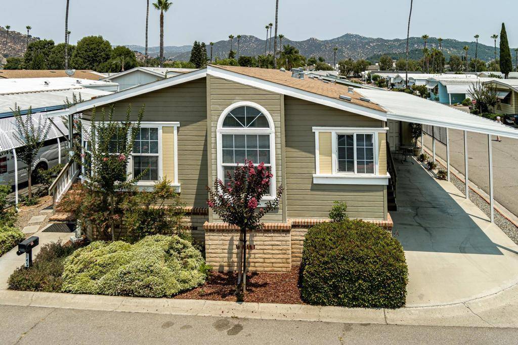 Escondido, CA 92027,2300 E Valley Pkwy #145
