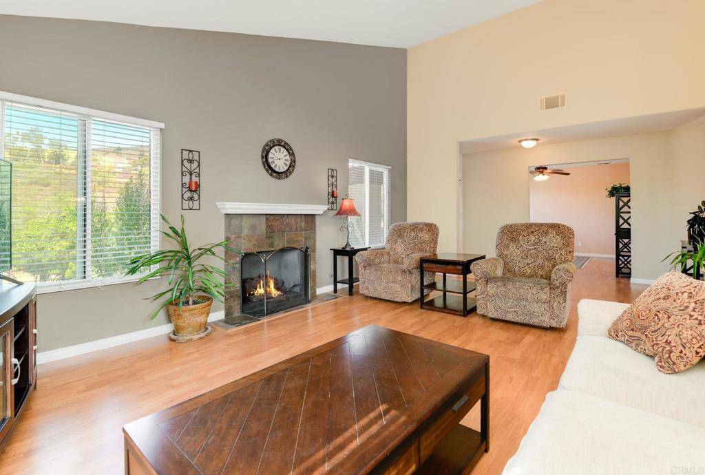 Escondido, CA 92026,2031 Golden Circle