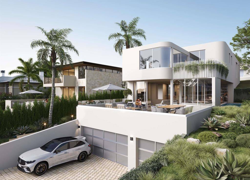 Encinitas, CA 92024,1129 31 Saxony RD