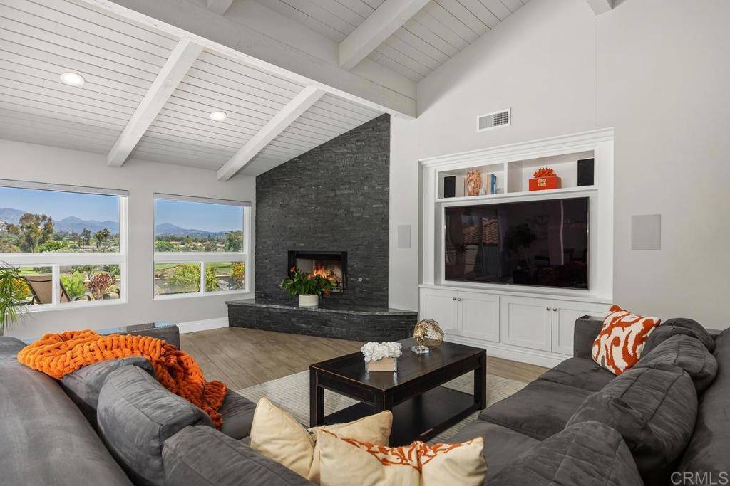 San Diego, CA 92128,17373 Graciosa Ct