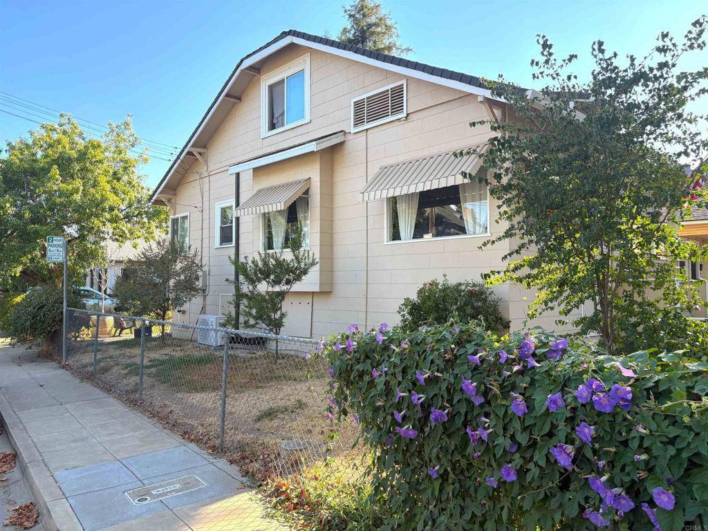 Sacramento, CA 95817,4040 2nd AVE