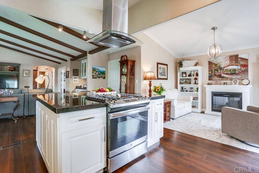 Oceanside, CA 92058,276 N El Camino Real #204