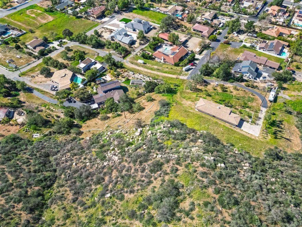 Poway, CA 92064,44 Carlson CT