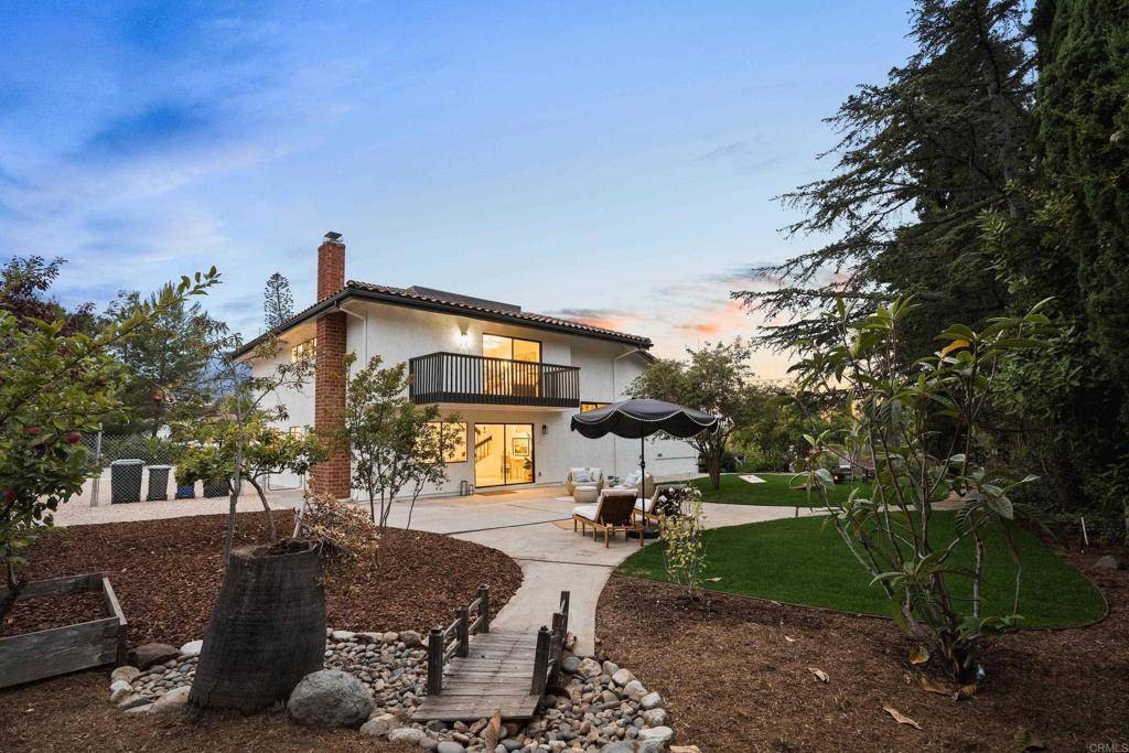 Vista, CA 92084,1657 FOOTHILL DR