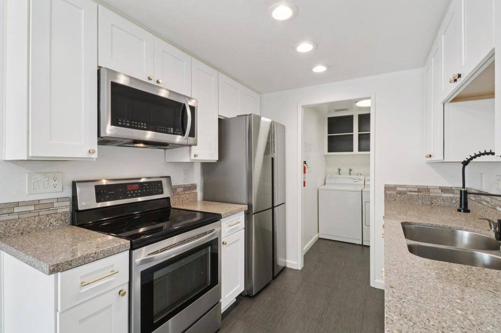 Oceanside, CA 92058,4259 Arcata Bay WAY