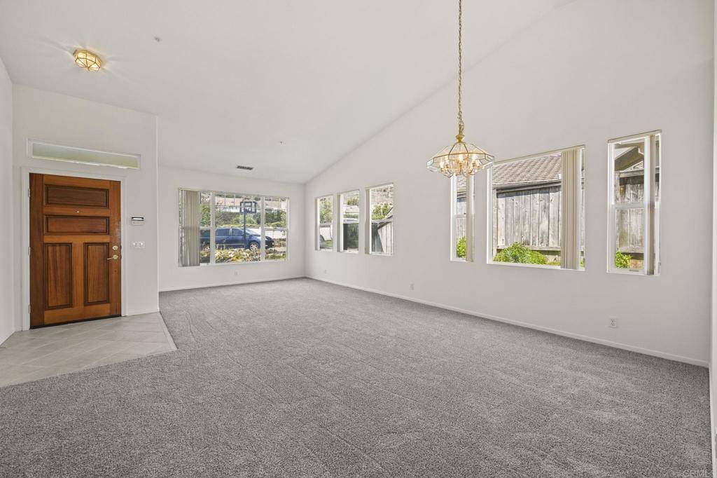 Santee, CA 92071,10091 Silverado CT