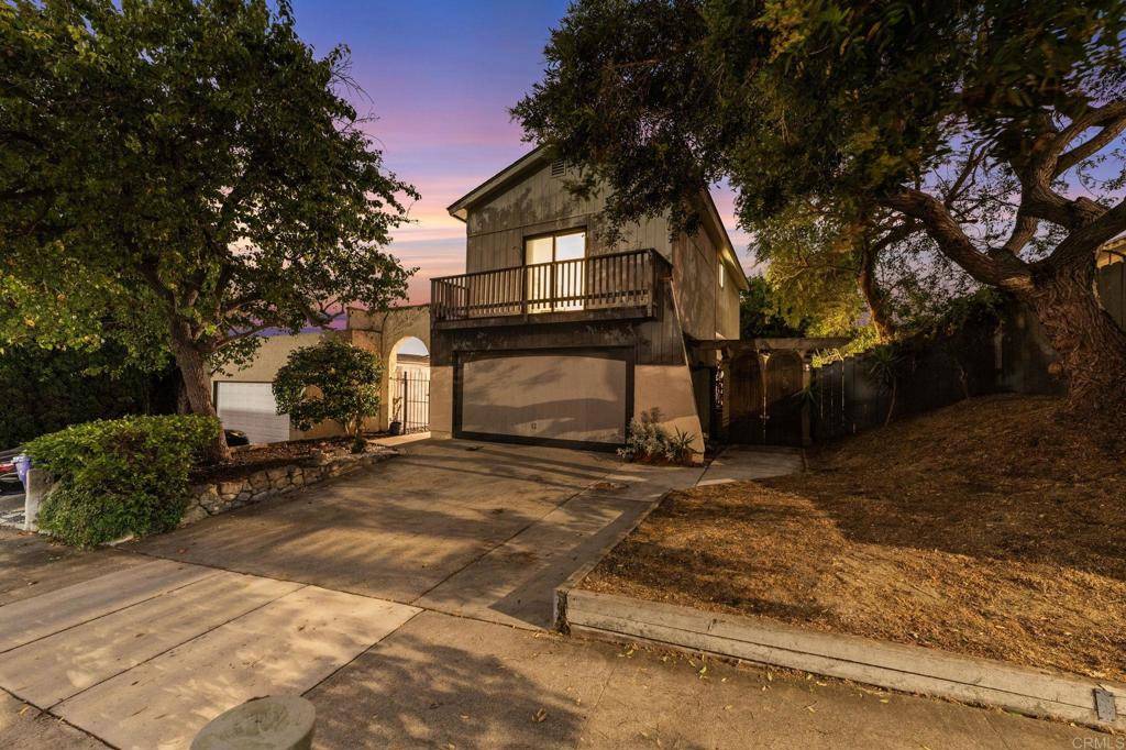 Oceanside, CA 92056,3947 Marvin St
