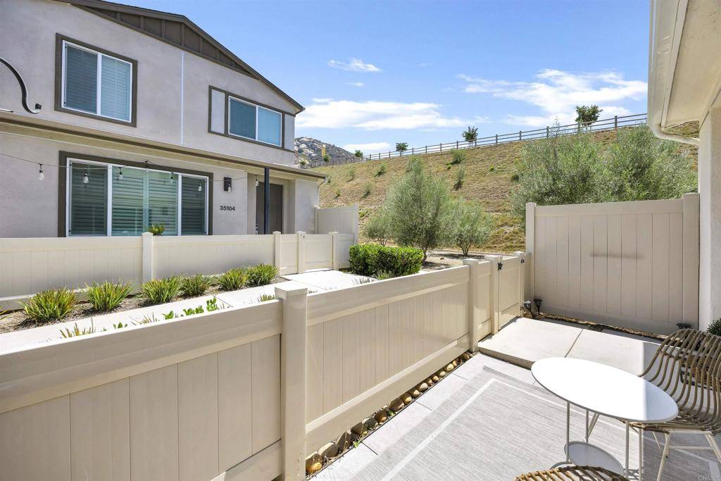Fallbrook, CA 92028,35103 Vine PL