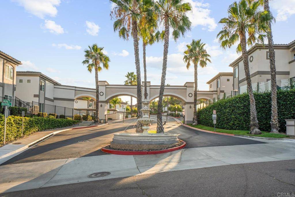 Spring Valley, CA 91977,2707 Lake Pointe DR #204