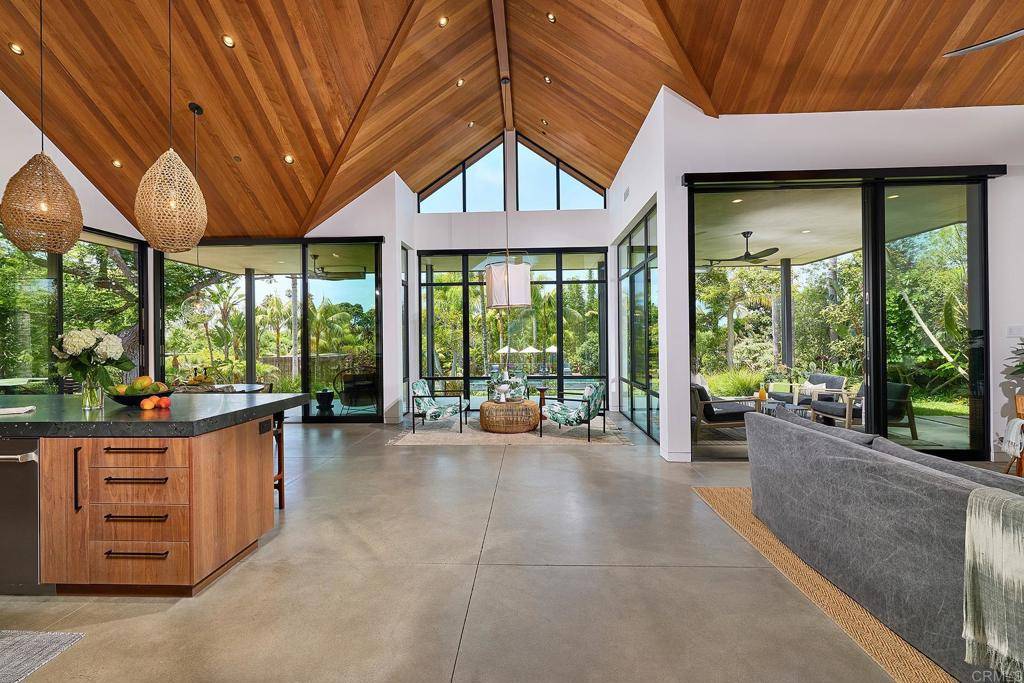 Encinitas, CA 92024,630 Ocean View AVE