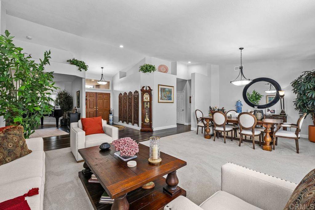Escondido, CA 92029,3282 Via Zamora