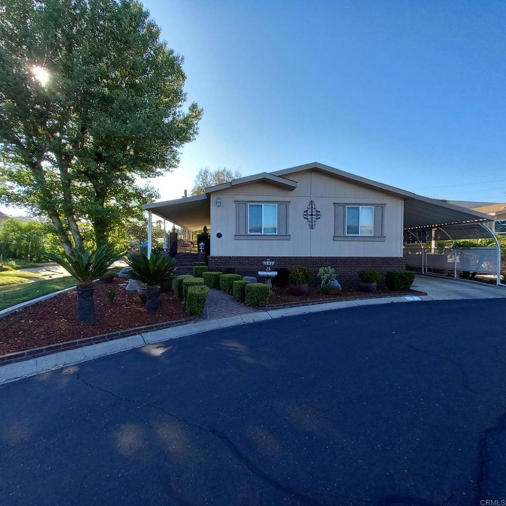 Escondido, CA 92026,525 W El Norte Pkwy ##1