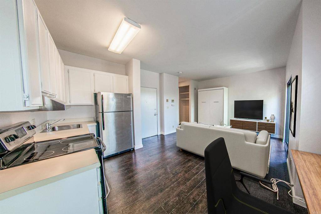 San Diego, CA 92104,3760 Florida #209