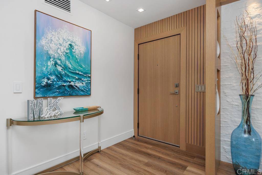Encinitas, CA 92024,105 Mangano CIR