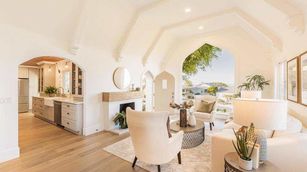 San Diego, CA 92107,3951 Atascadero DR