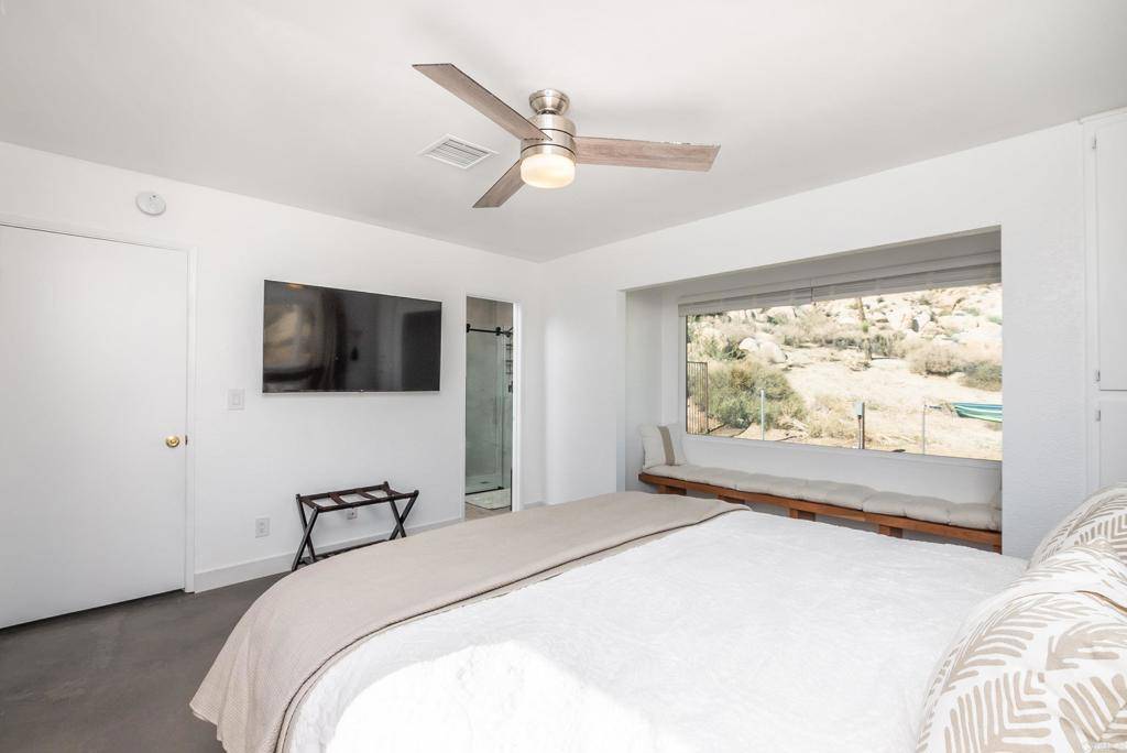 Yucca Valley, CA 92284,6295 Avila RD