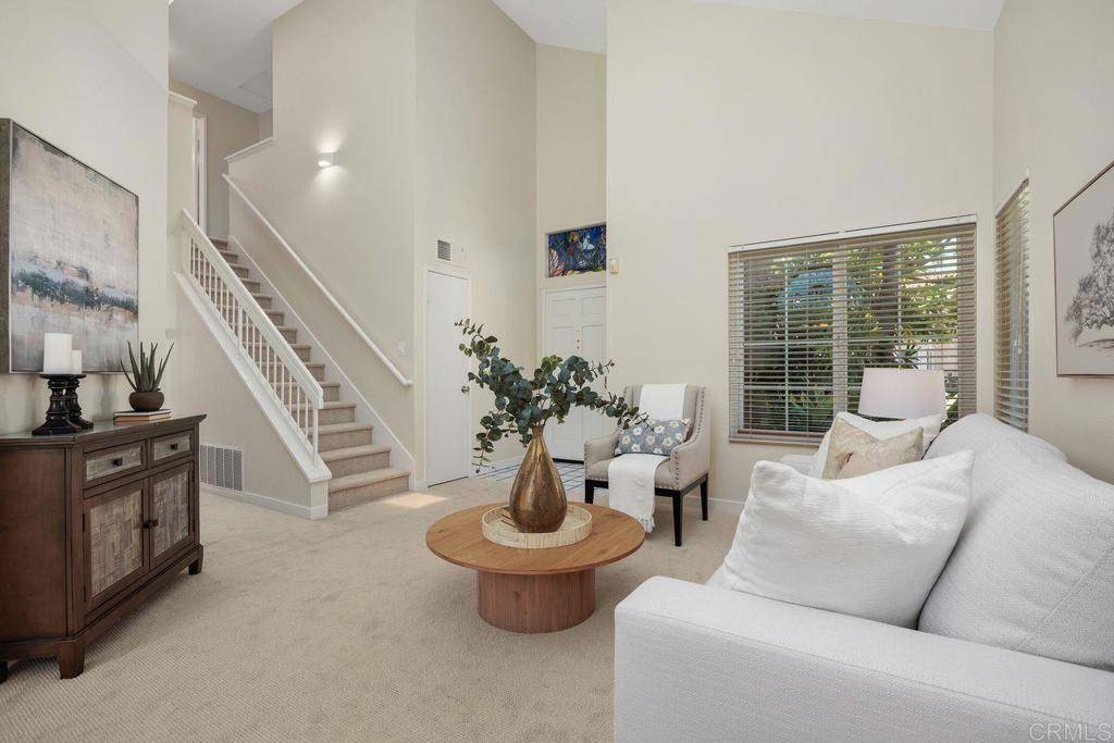 Vista, CA 92081,1766 Mount WAY