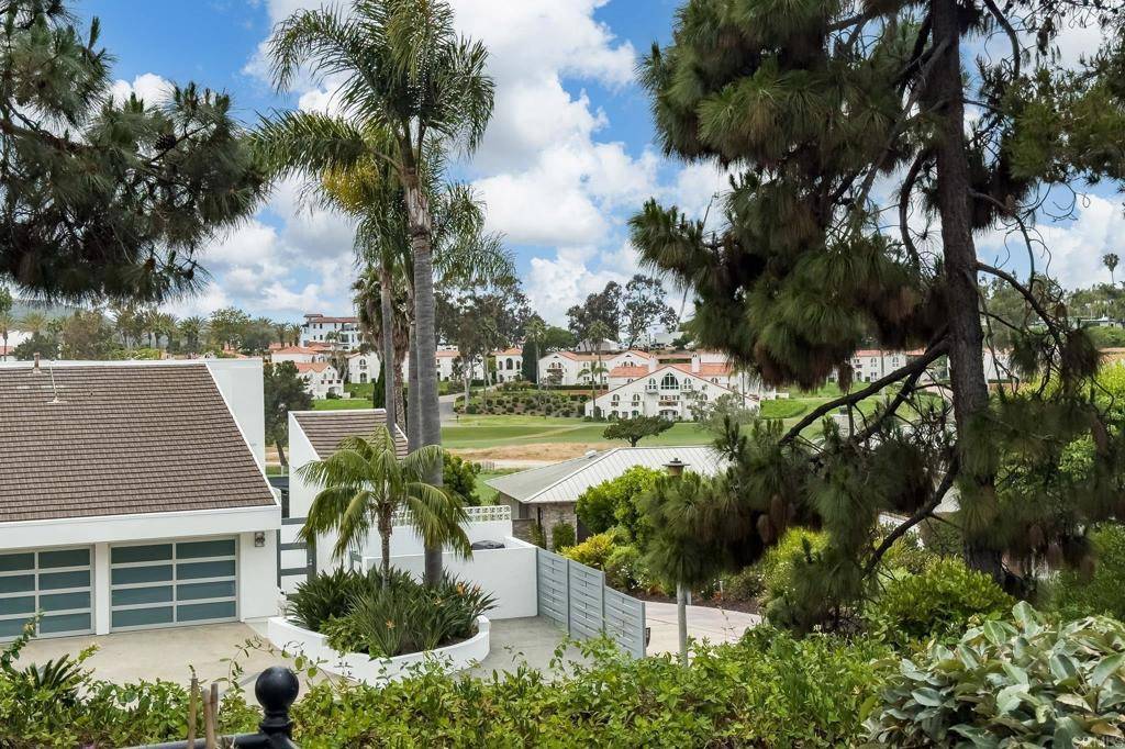 Carlsbad, CA 92009,7335 Alicante RD #C