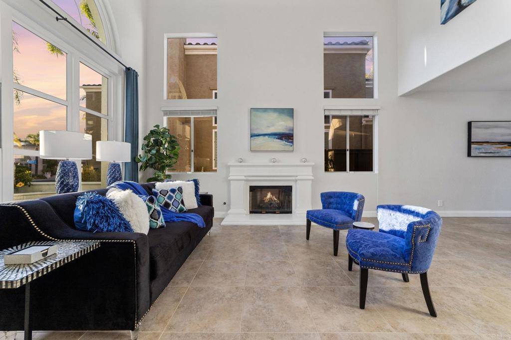 Vista, CA 92081,2088 Ridgeline AVE