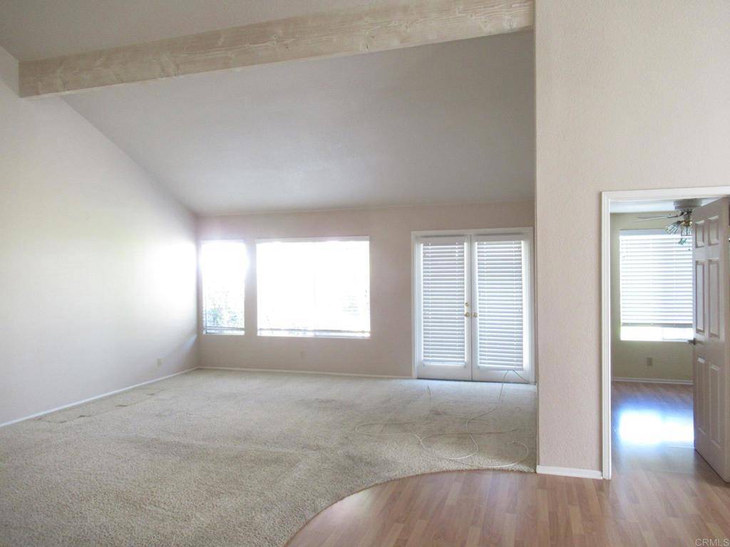 Oceanside, CA 92056,4098 Arcadia Way