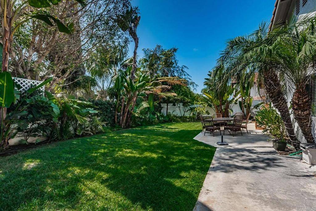 Encinitas, CA 92024,729 Poinsettia Park